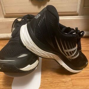 New Balance men’s sneakers